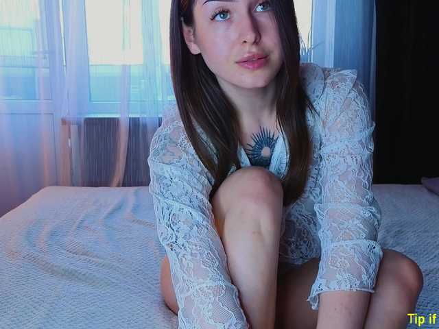 TinyMollys live cam on BongaCams