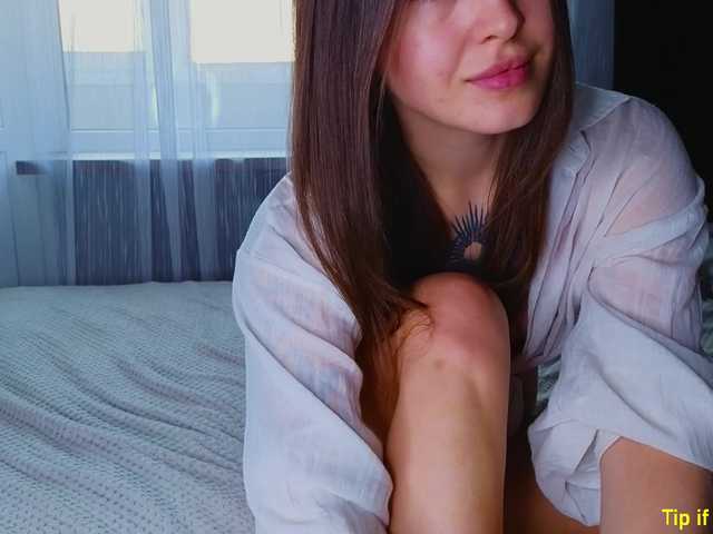 TinyMollys live webcam show