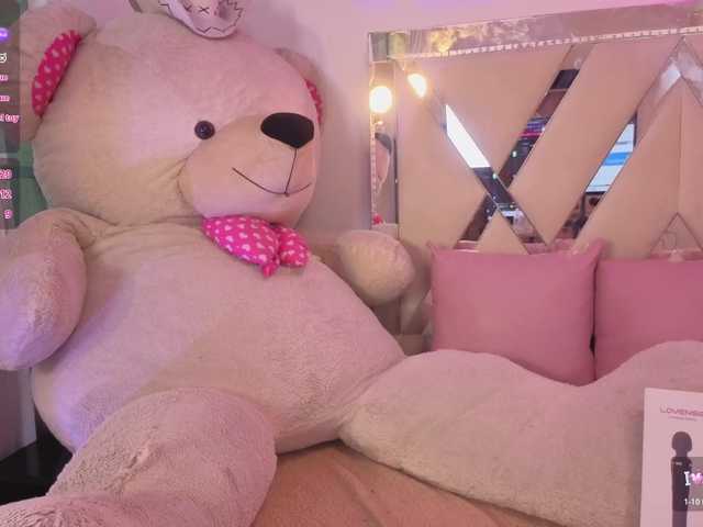 KENNDAL-TAY live cam on BongaCams