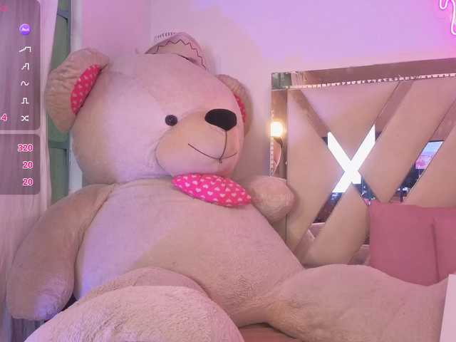 KENNDAL-TAY live cam on BongaCams