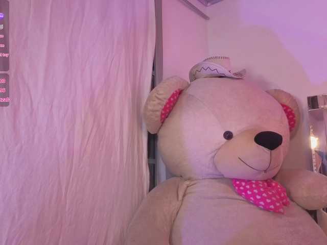 KENNDAL-TAY live cam on BongaCams