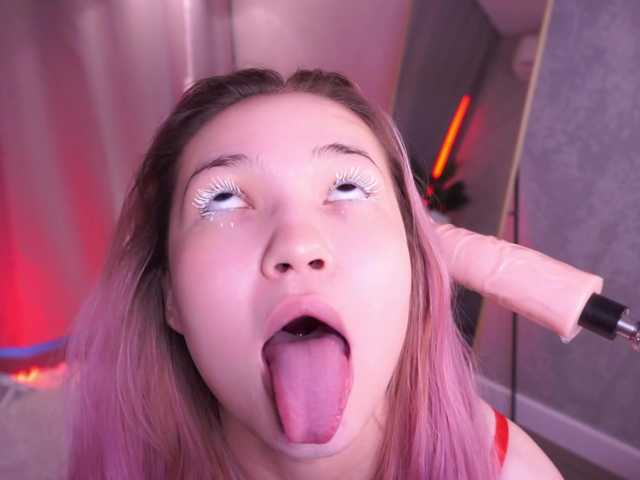 MerandaBlosom's BongaCams show and profile