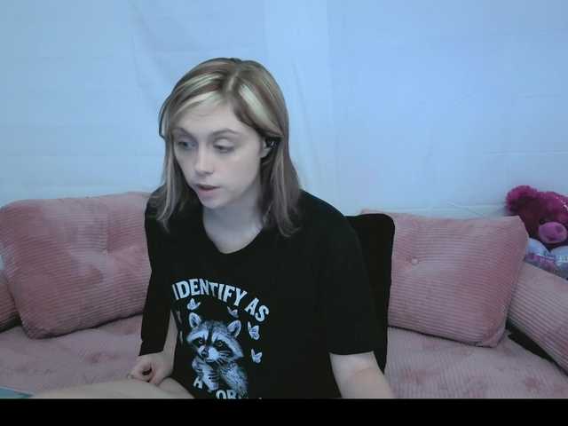 PrincessScar live cam