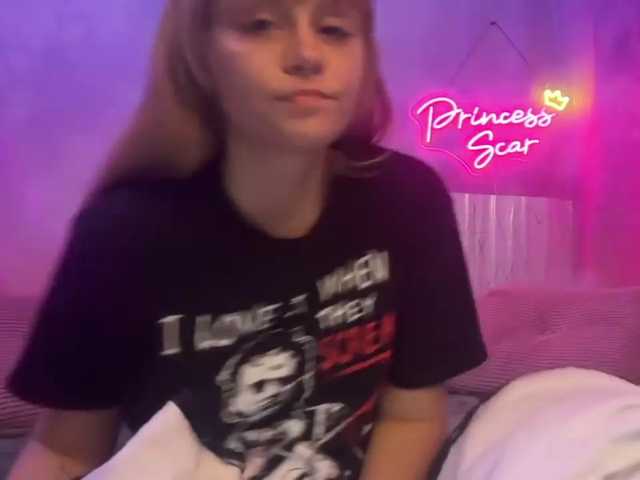 Daddysprincess731 live cam on BongaCams