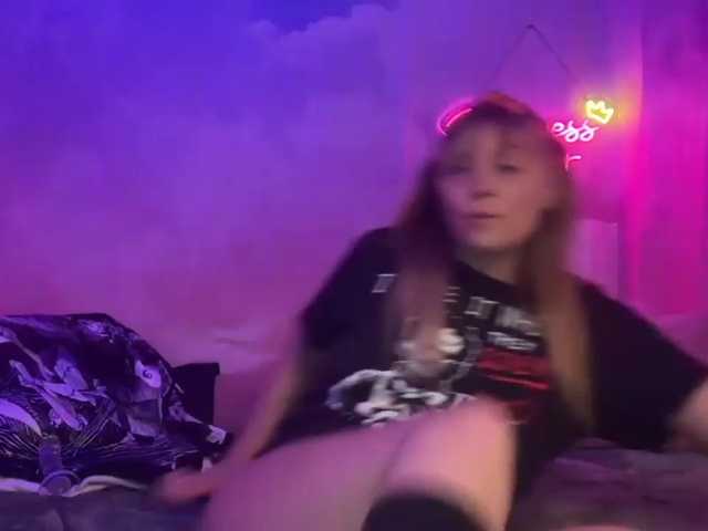 Daddysprincess731 live cam on BongaCams
