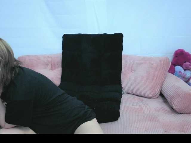 PrincessScar live cam