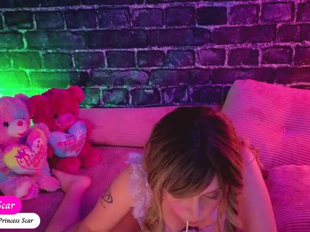 Daddysprincess731 live cam on BongaCams