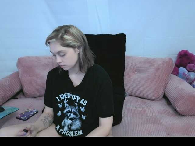 PrincessScar live cam