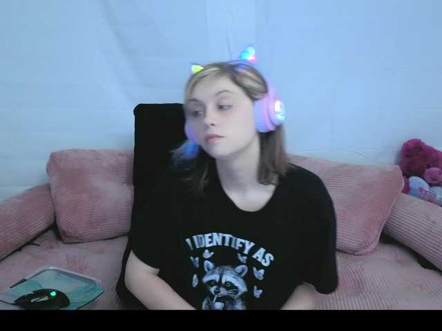 Daddysprincess731 live cam on BongaCams
