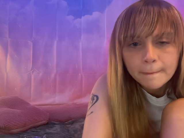 Daddysprincess731 live cam on BongaCams