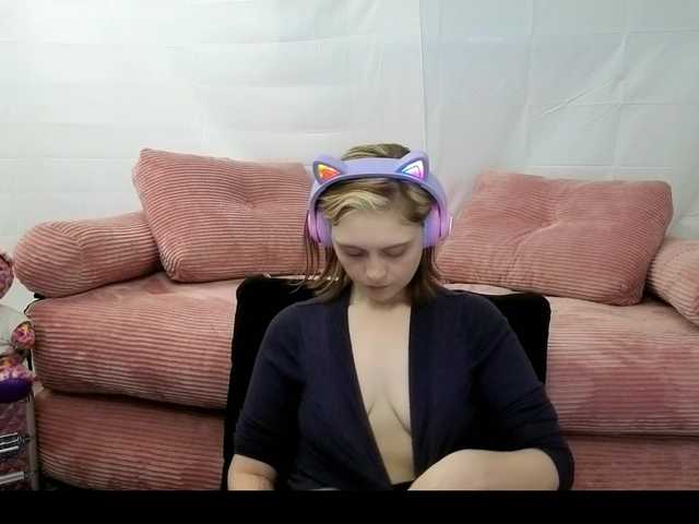 Daddysprincess731 live cam on BongaCams