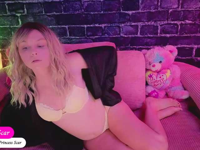 Daddysprincess731 live cam on BongaCams