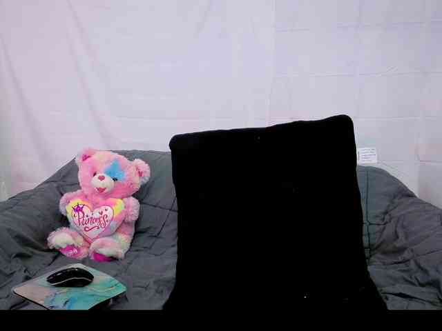 PrincessScar webcam