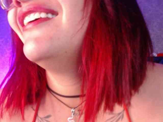 Melody-Hanks webcam