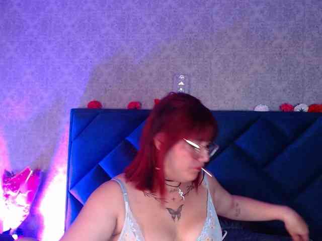 Melody-Hanks Live Webcam on BongaCams