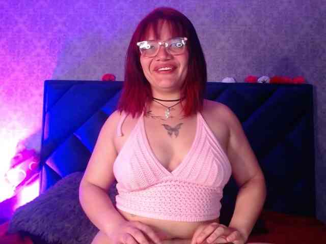 Melody-Hanks webcam