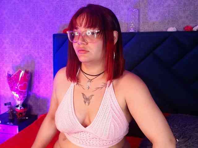 Melody-Hanks Live Webcam on BongaCams