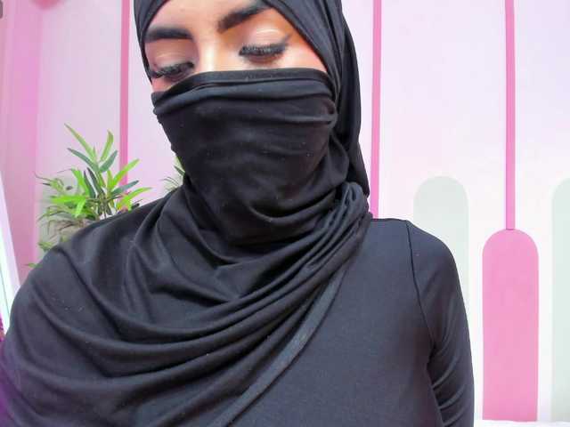 jasmin-hamdan live cam on BongaCams