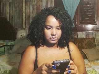 sarahlove16's Live Webcam