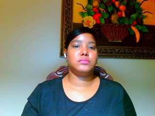 sarahlove16's Live Webcam
