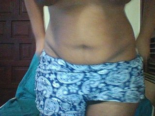 sarahlove16's Live Webcam