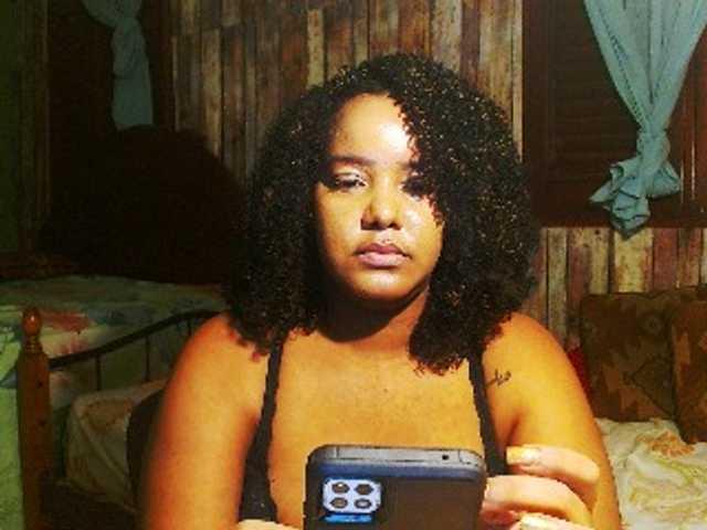 sarahlove16 live cam on BongaCams