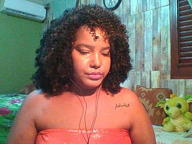 sarahlove16 live cam on BongaCams