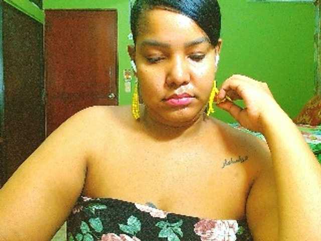 sarahlove16 live webcam show