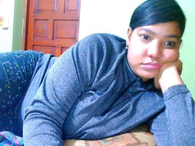 sarahlove16 live cam on BongaCams