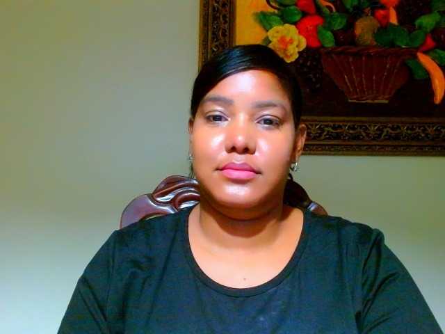 sarahlove16 live cam on BongaCams