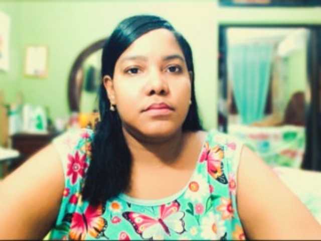 sarahlove16 live cam on BongaCams