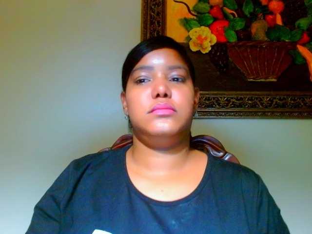 sarahlove16 live cam on BongaCams