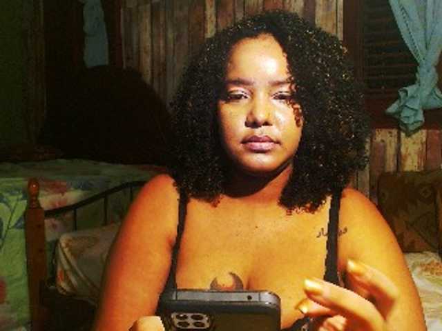 sarahlove16 live cam on BongaCams
