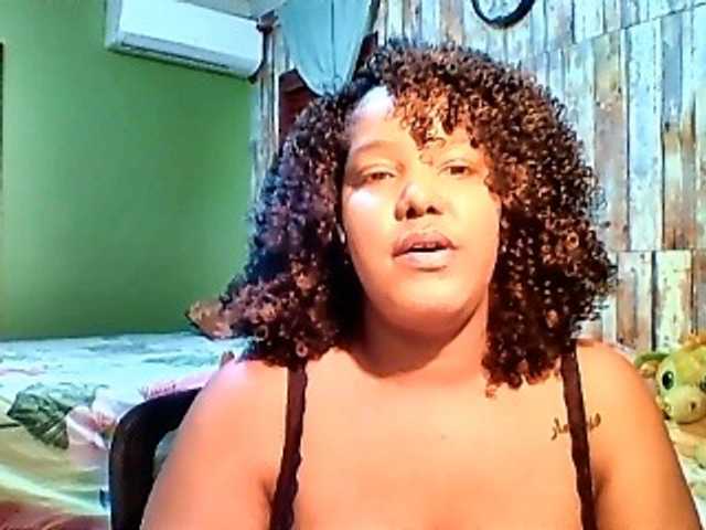 sarahlove16 live cam on BongaCams