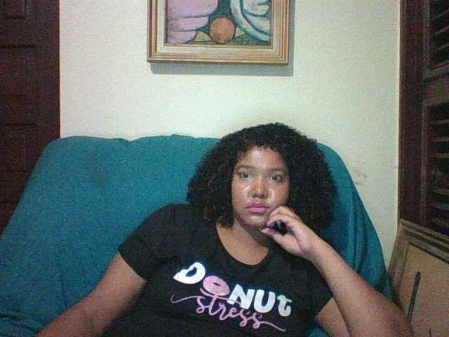sarahlove16 live cam on BongaCams