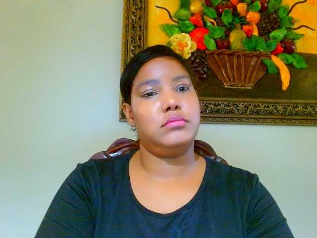sarahlove16 live cam on BongaCams