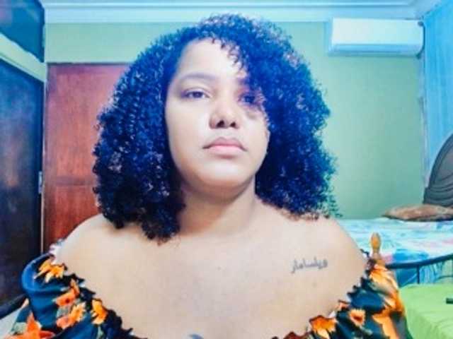 sarahlove16 live cam on BongaCams