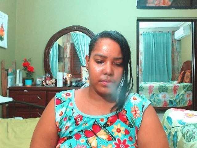 sarahlove16 live webcam show