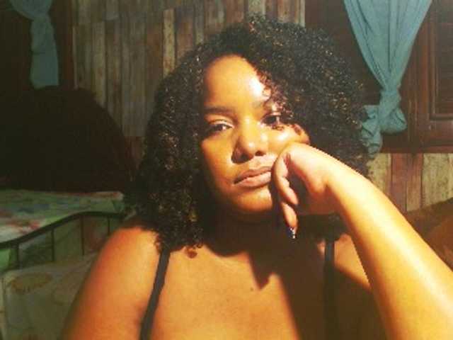 sarahlove16 live cam on BongaCams