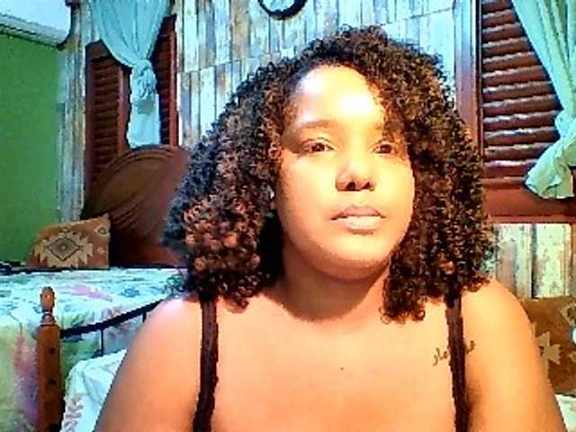 sarahlove16 live cam on BongaCams