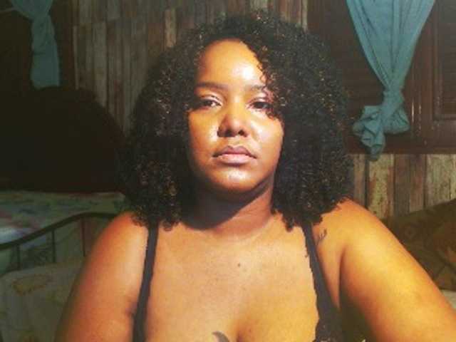 sarahlove16 live cam on BongaCams