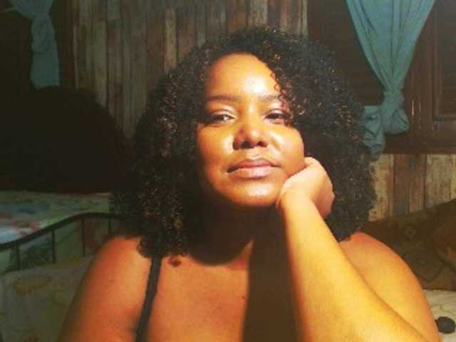 sarahlove16 live cam on BongaCams