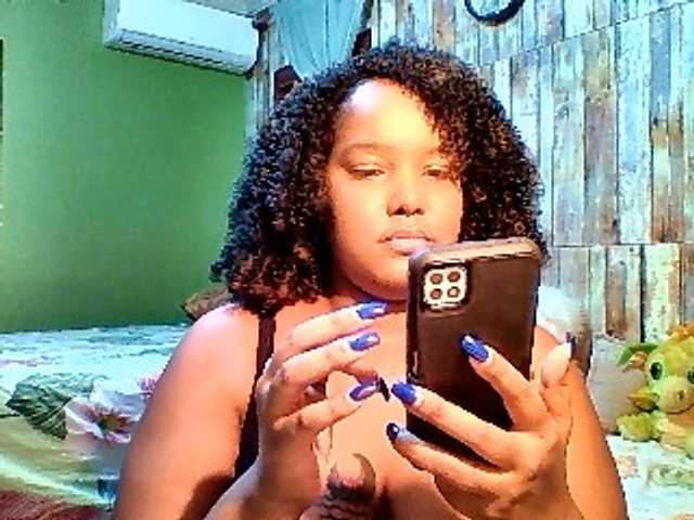 sarahlove16 live cam on BongaCams