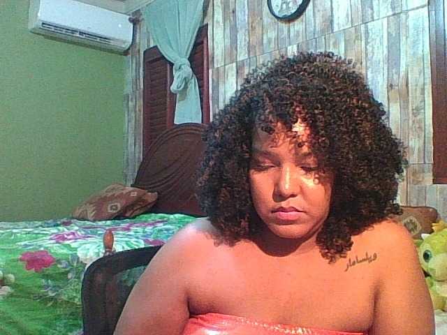 sarahlove16 live cam on BongaCams