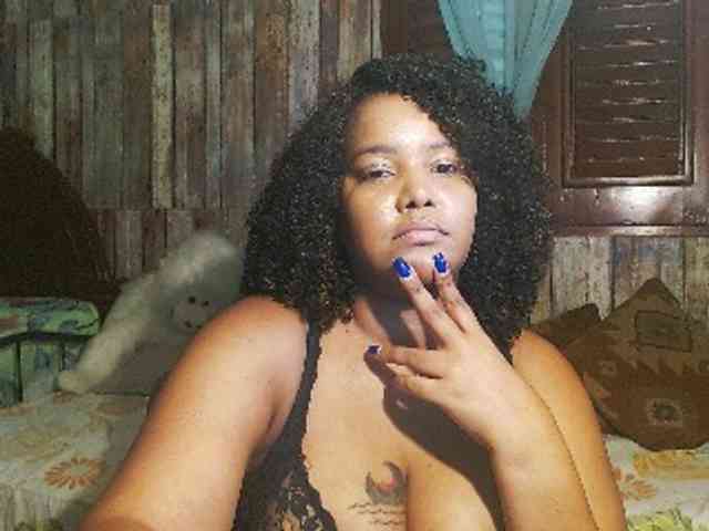 sarahlove16 webcam