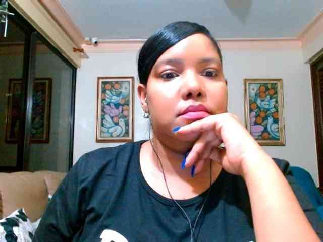 sarahlove16 webcam