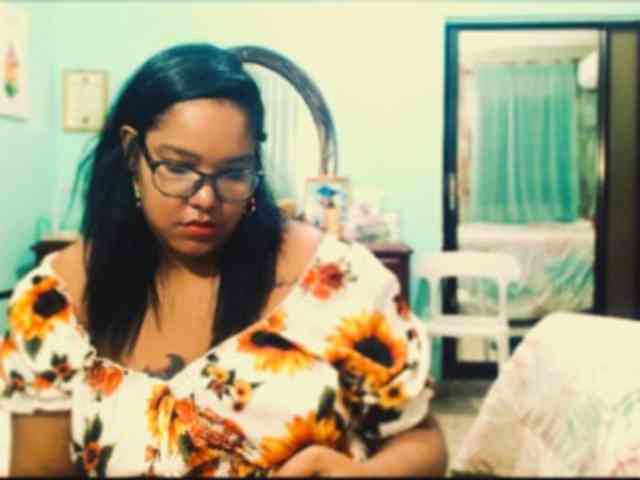 sarahlove16 webcam