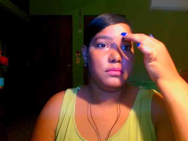 sarahlove16 webcam