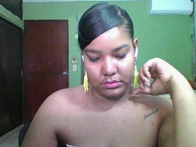 sarahlove16 webcam
