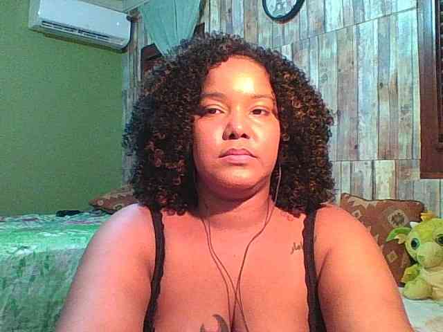 sarahlove16 webcam